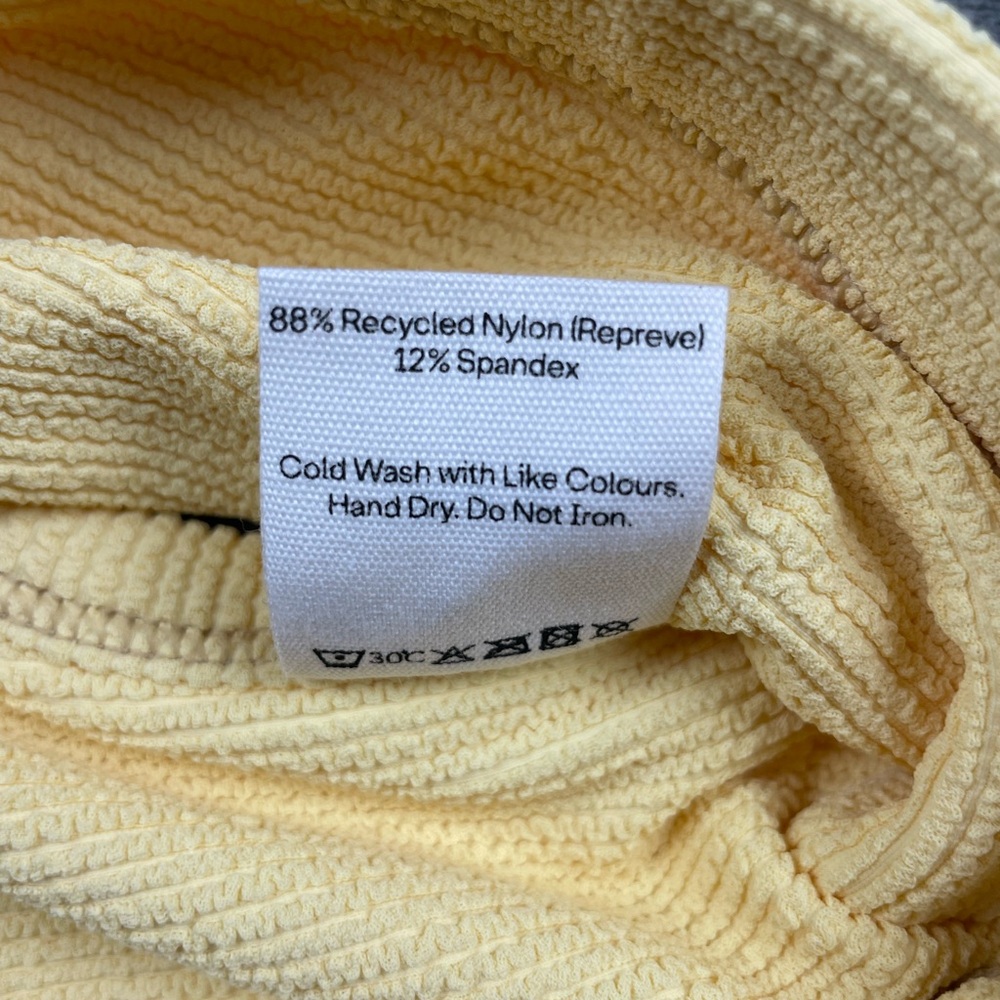 dk active Yellow Ribbed Sports Bra Small - Picture 9 of 12